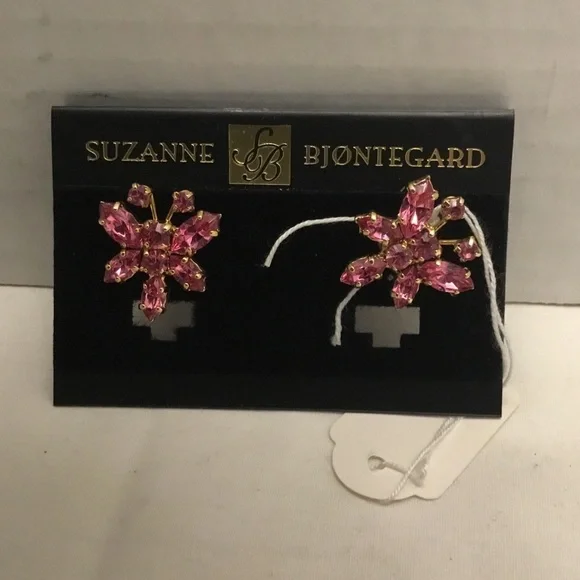 Spring Sale*** Set of 2 SUZANNE BJONTEGARD cosmetic earrings - Picture 2 of 6
